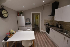  First - Slateford House Apartment  Эдинбург
